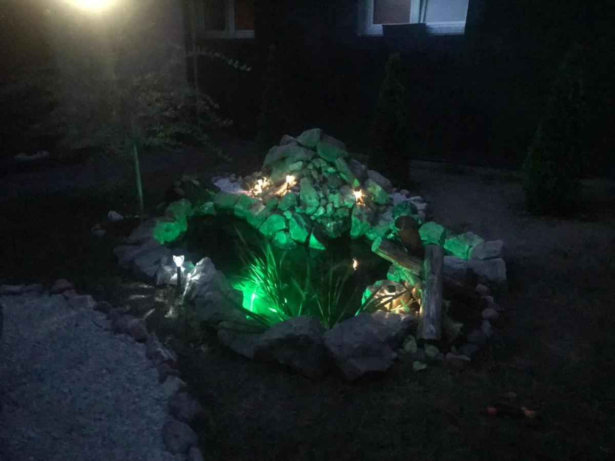 Zen Apartmani Zrenjanin Esterno foto
