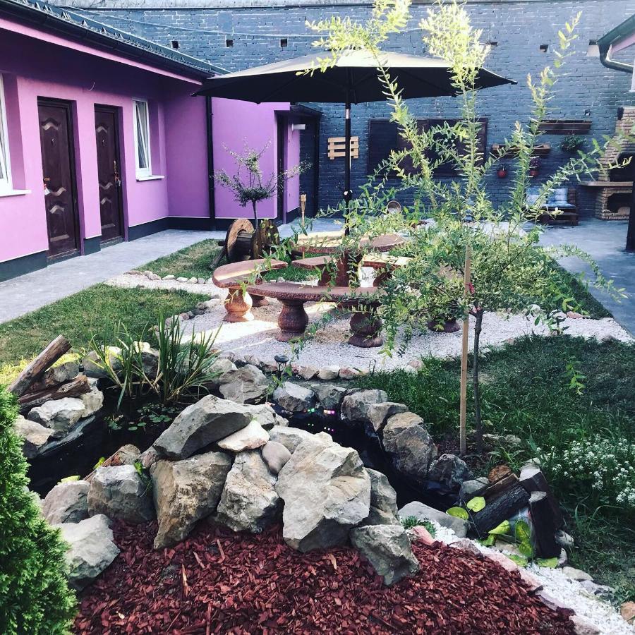 Zen Apartmani Zrenjanin Esterno foto