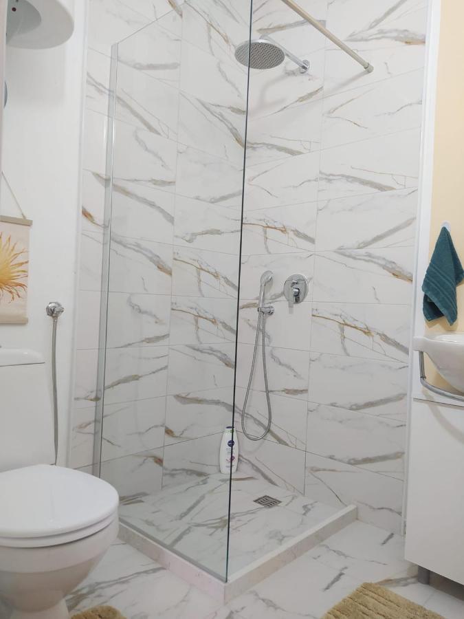 Zen Apartmani Zrenjanin Esterno foto