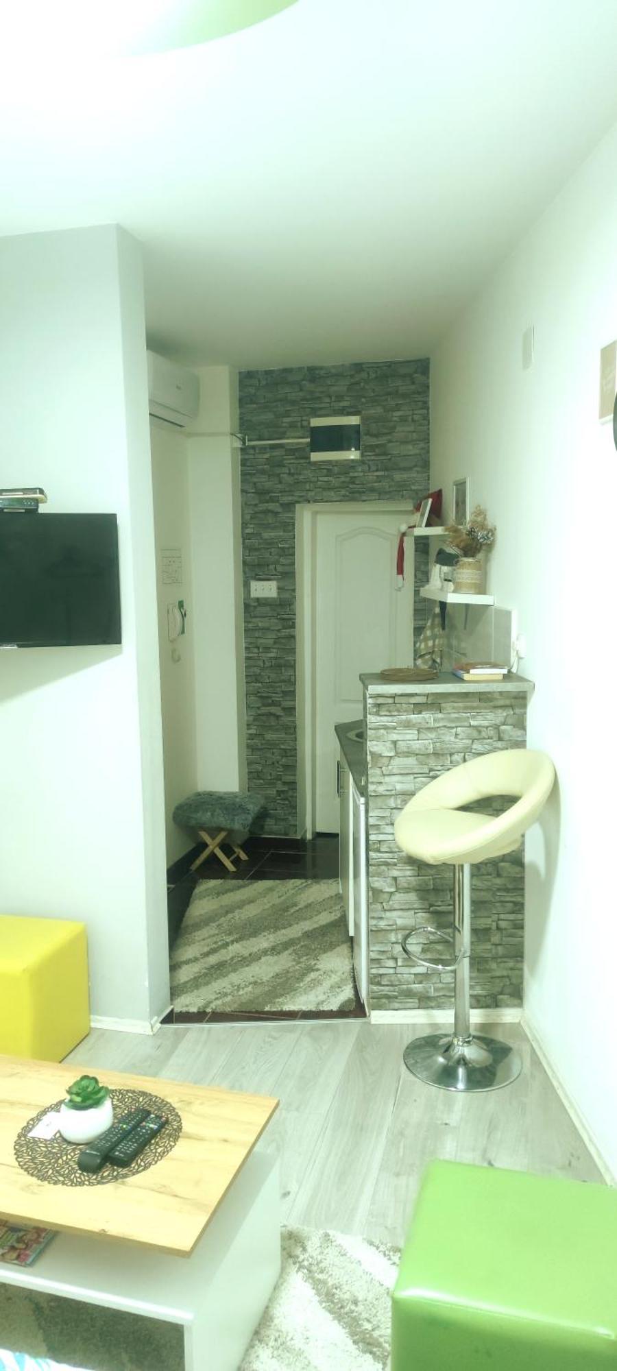 Zen Apartmani Zrenjanin Esterno foto