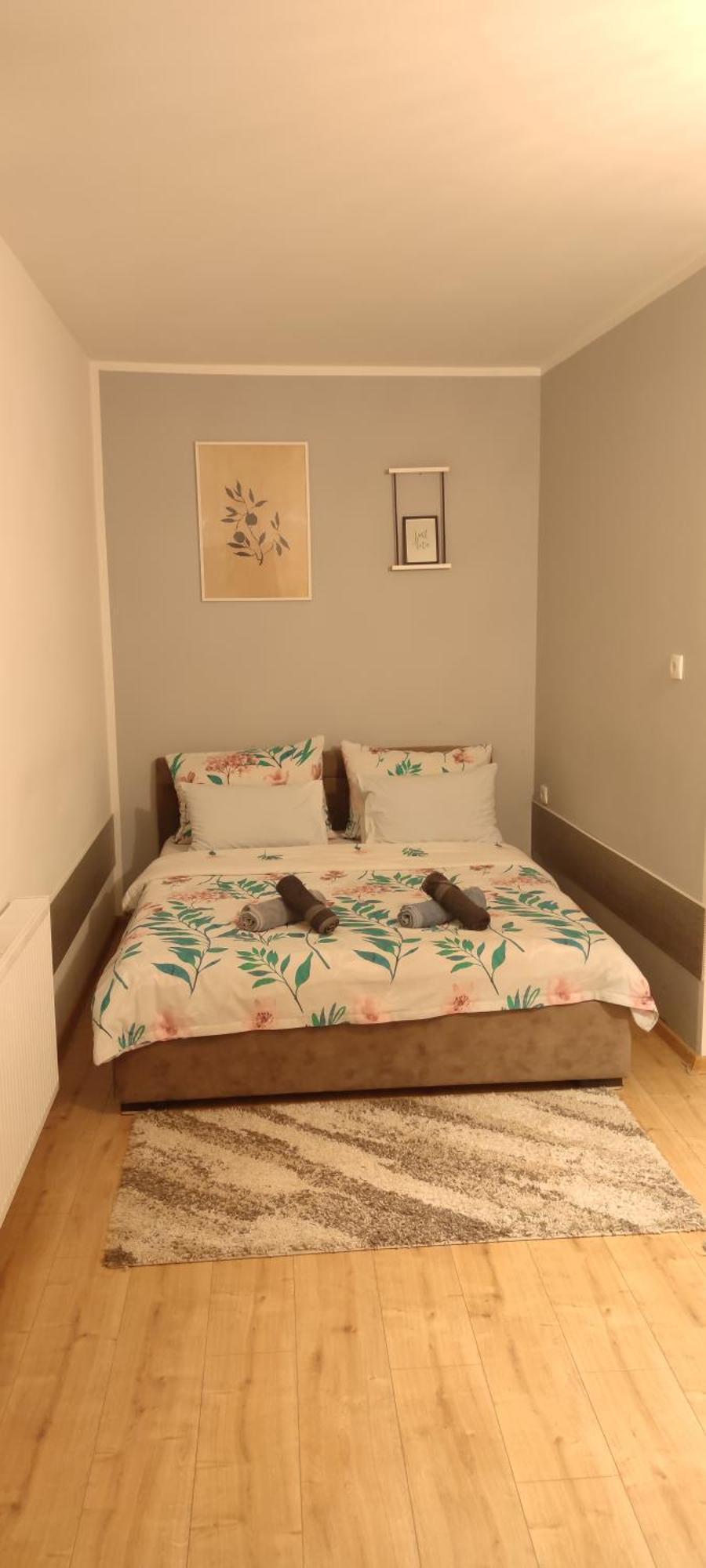 Zen Apartmani Zrenjanin Esterno foto