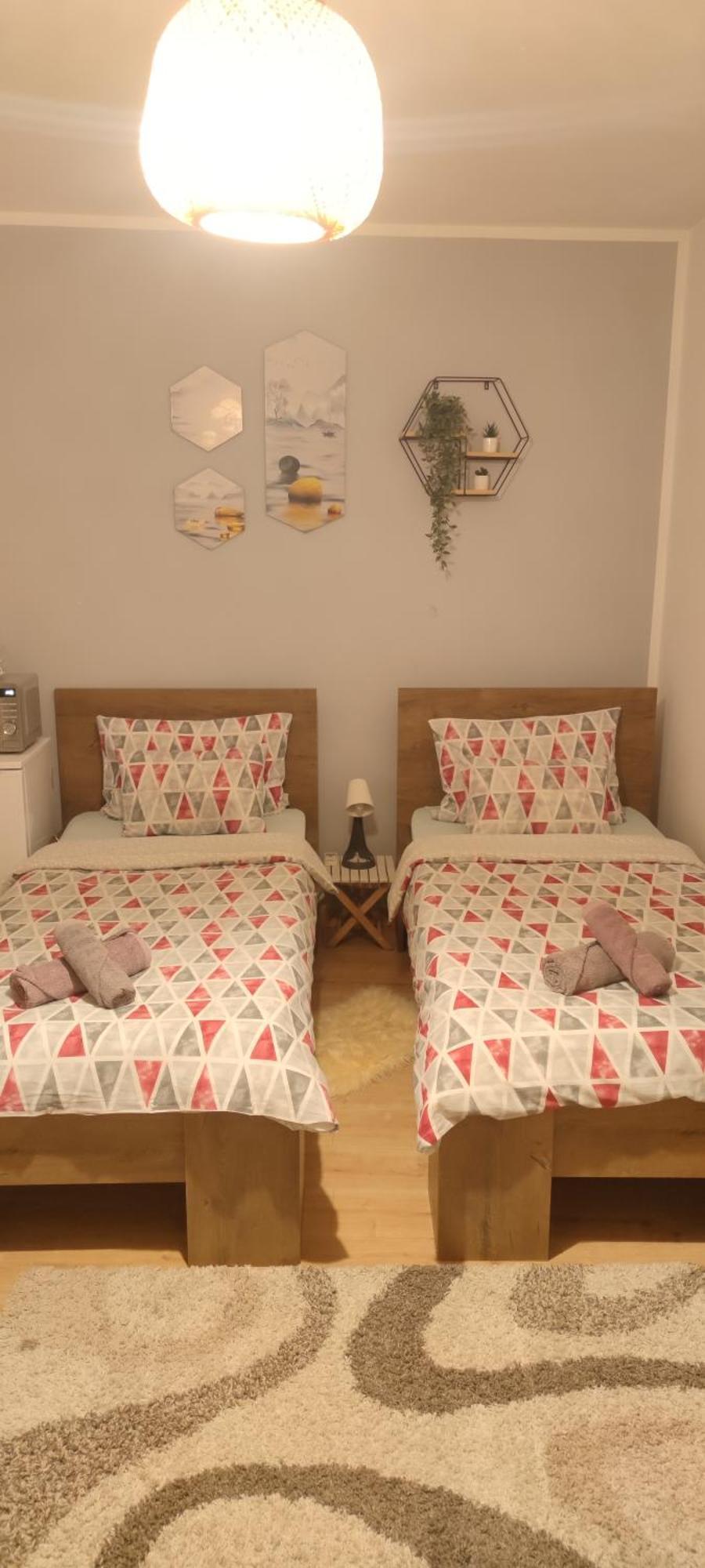 Zen Apartmani Zrenjanin Esterno foto