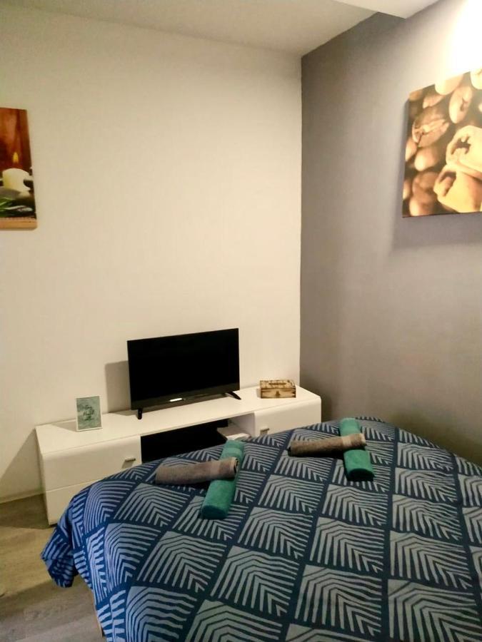 Zen Apartmani Zrenjanin Esterno foto