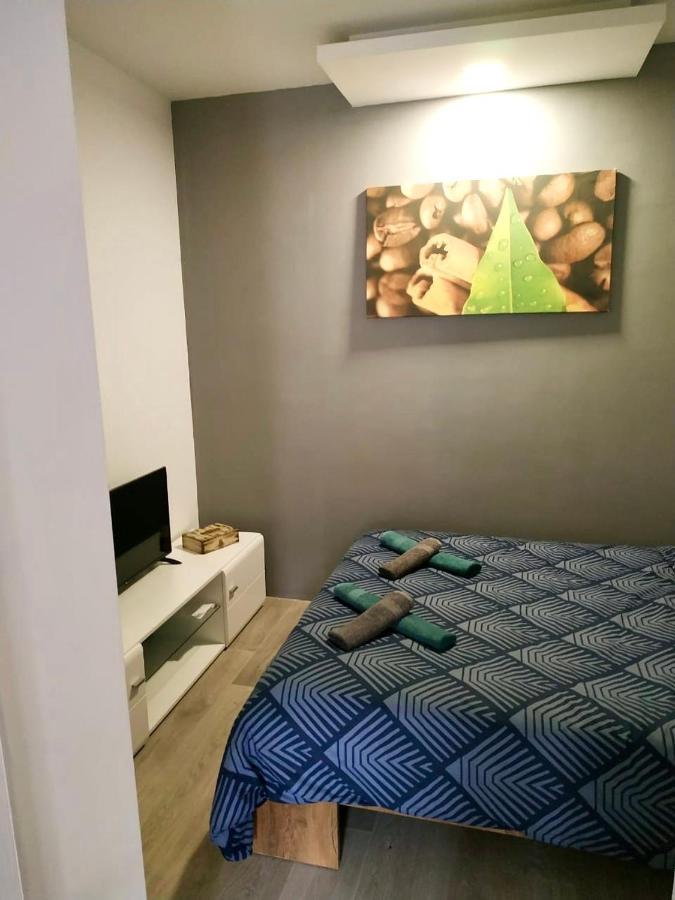 Zen Apartmani Zrenjanin Esterno foto